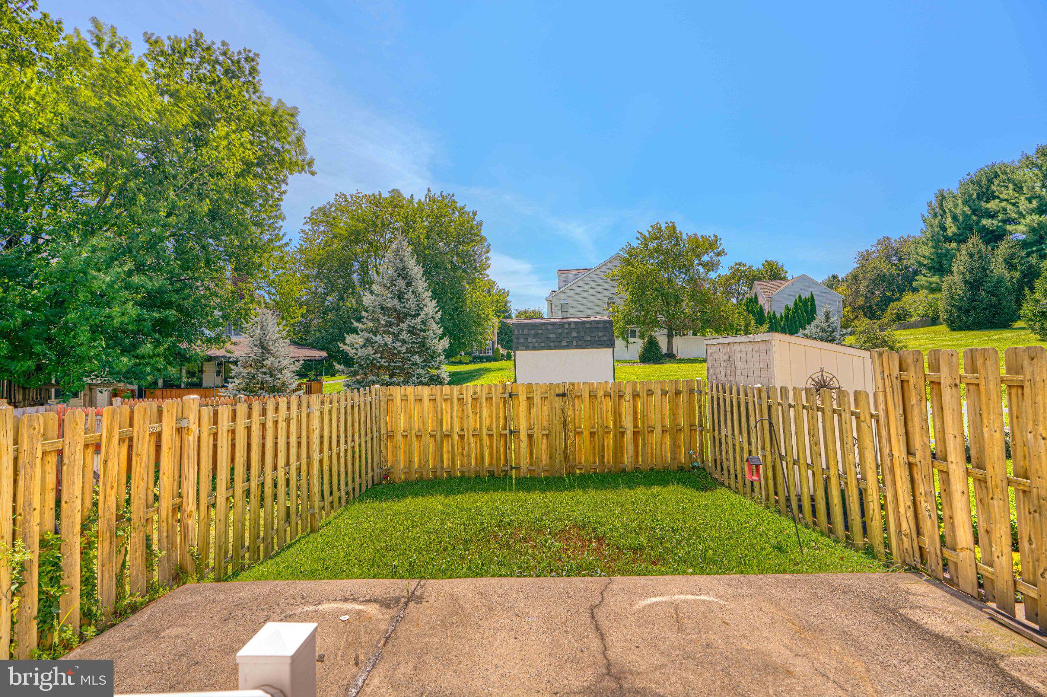 13 Open Gate Court Baltimore, MD 21236 - Photo 29 of 32 Fully fenced back yard - WOW