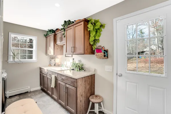 $560,000 | 264 Birch Hill Road, New Durham, NH 03855