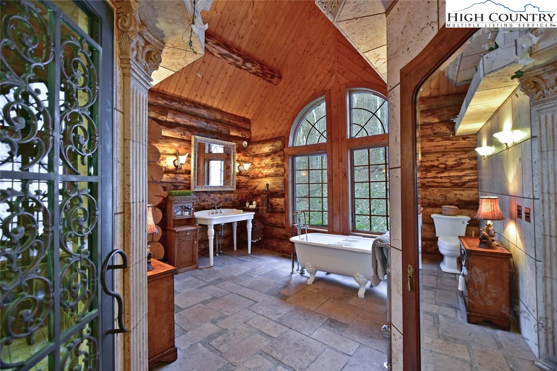 1194 Fox Meadow Road Banner Elk, NC 28604 - Photo 33 of 44 Gallery Image 33