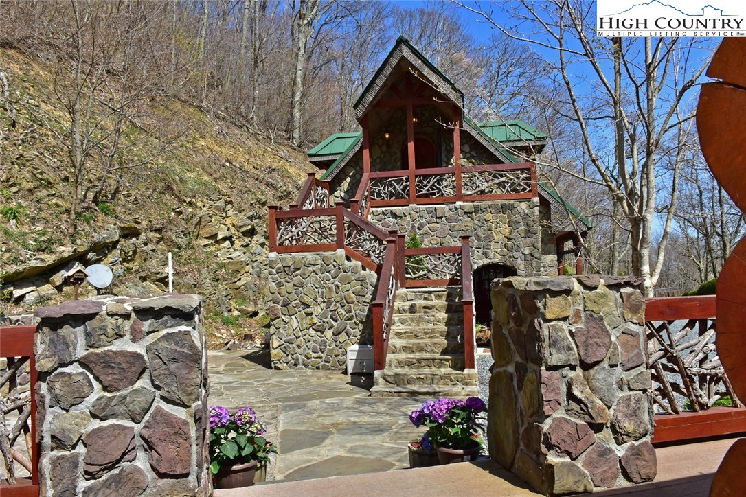 1194 Fox Meadow Road Banner Elk, NC 28604 - Photo 42 of 44 Gallery Image 42