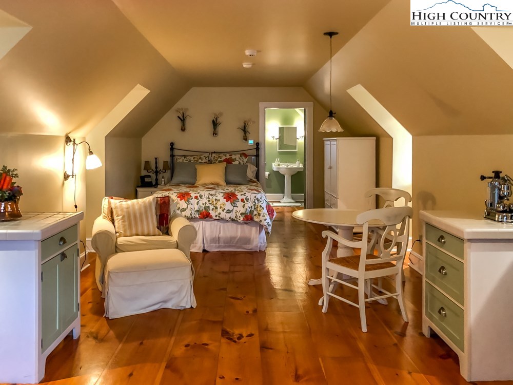 1194 Fox Meadow Road Banner Elk, NC 28604 - Photo 43 of 44 Gallery Image 43