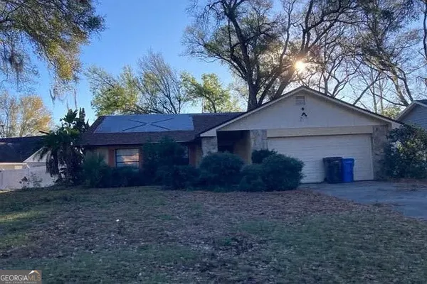 $220,000 | 1017 Ridgefield Drive, Valrico, FL 33594