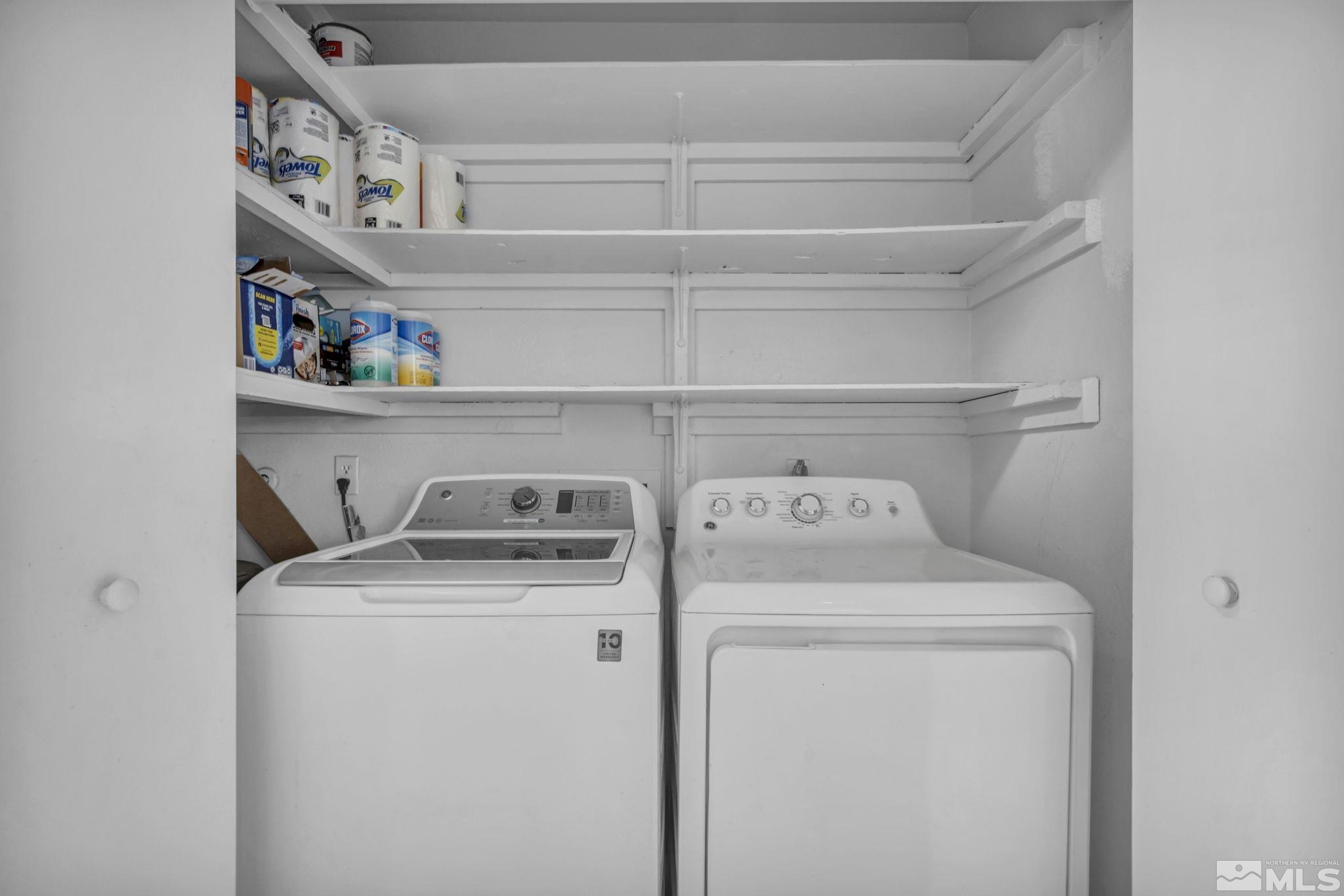112 Smithridge Reno, NV 89502 - Photo 12 of 37 a utility room with dryer and washer