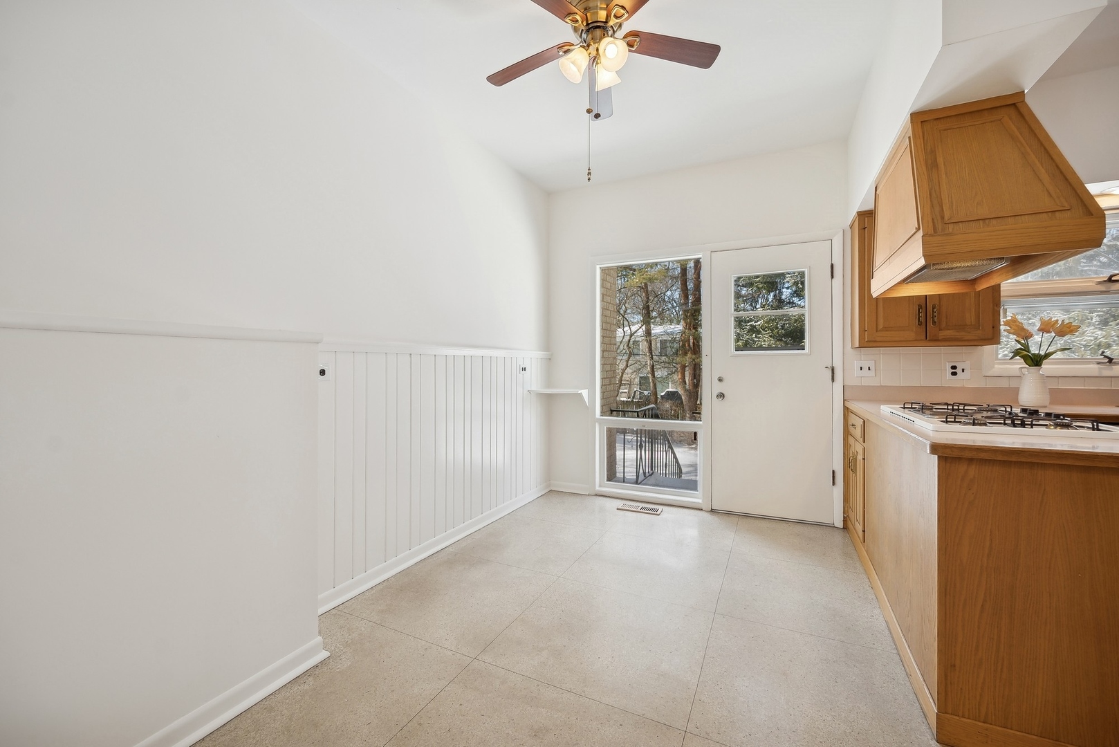 1016 Cherry Tree Lane Glencoe, IL 60022 - Photo 12 of 29