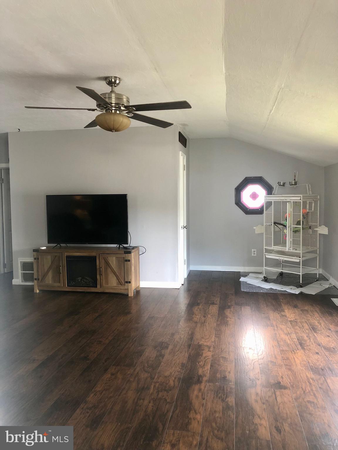 344 Jackson Avenue Carneys Point, NJ 08069 - Photo 11 of 25 Gallery Image 11