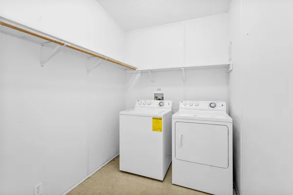 $296,000 | 13713 Sarah Cir Drive, Willis, TX 77378