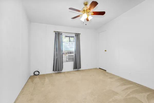$296,000 | 13713 Sarah Cir Drive, Willis, TX 77378