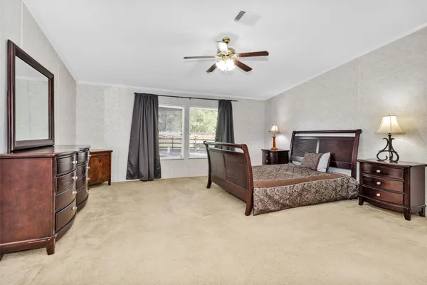 $296,000 | 13713 Sarah Cir Drive, Willis, TX 77378