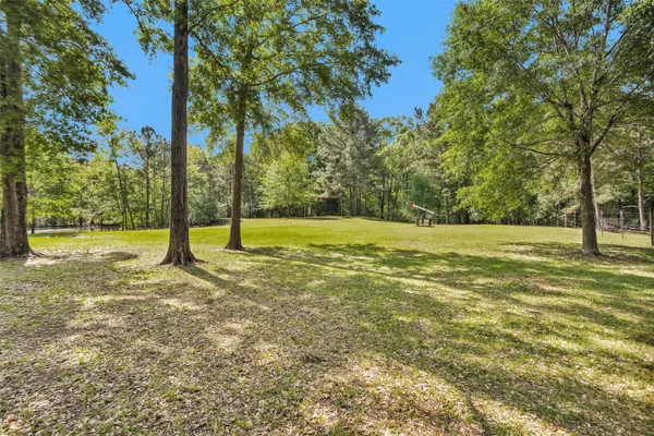 $296,000 | 13713 Sarah Cir Drive, Willis, TX 77378