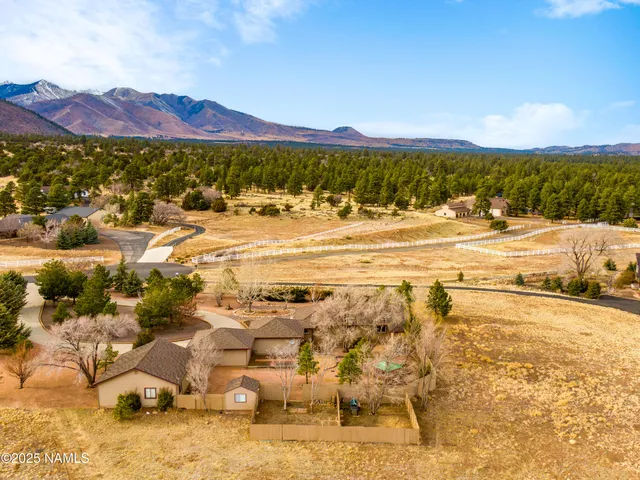 $875,000 | 8285 Caballo Way, Flagstaff, AZ 86004