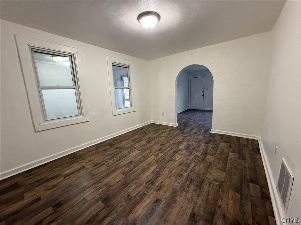 108 Spring Street Syracuse, NY 13208 - Photo 4 of 12