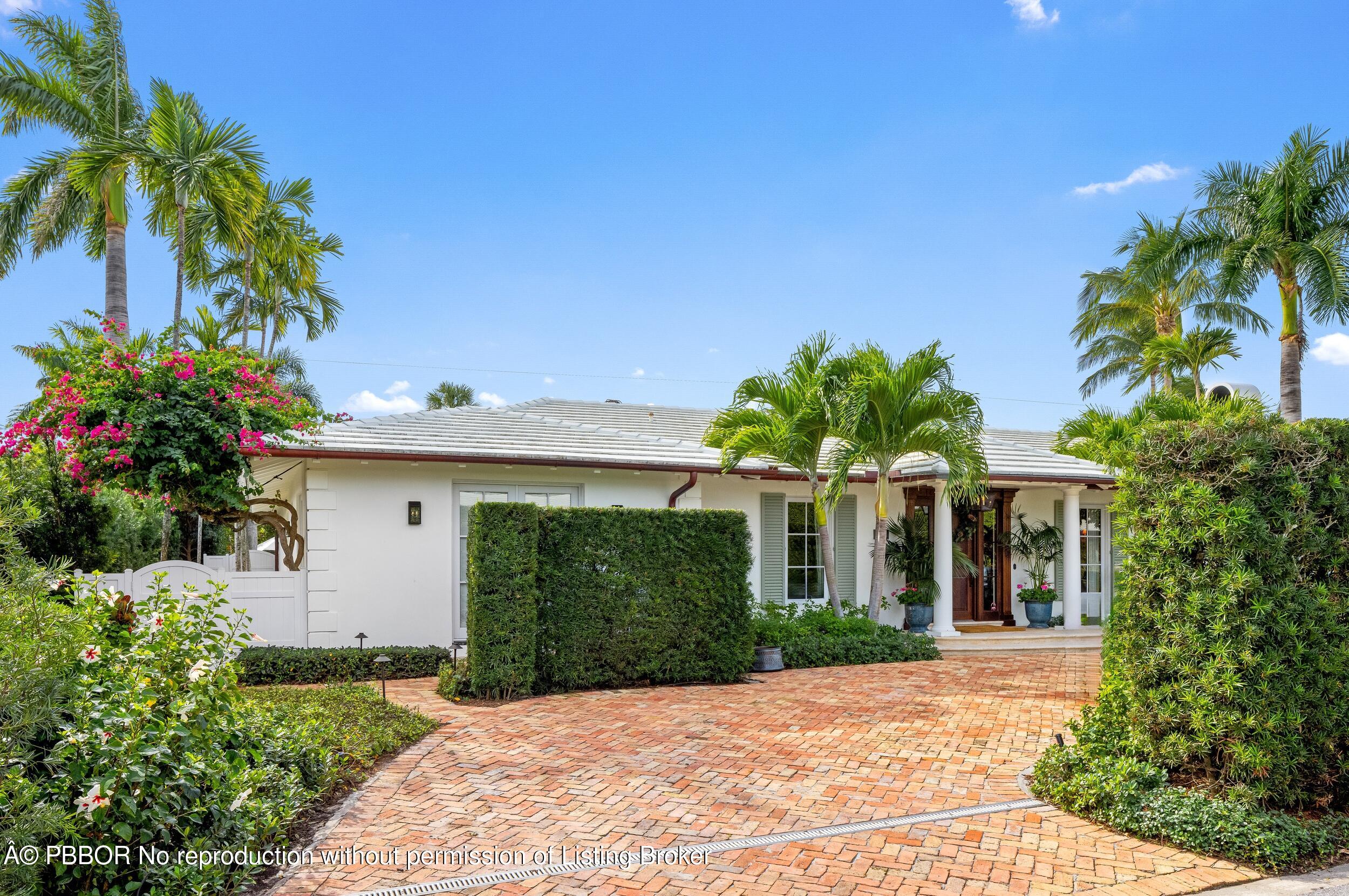 258 List Road Palm Beach, FL 33480 - Photo 3 of 45 Front Exterior