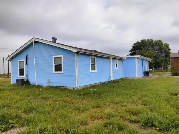 $1,750 | 2583 Farm To Market Road 982, Princeton, TX 75407