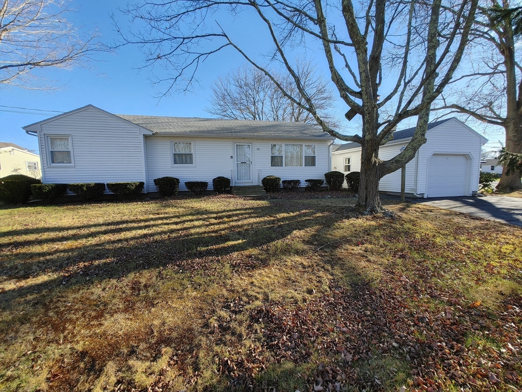 38 Greenwood Road Somerset, MA 02726 - Photo 1 of 40 Gallery Image 1