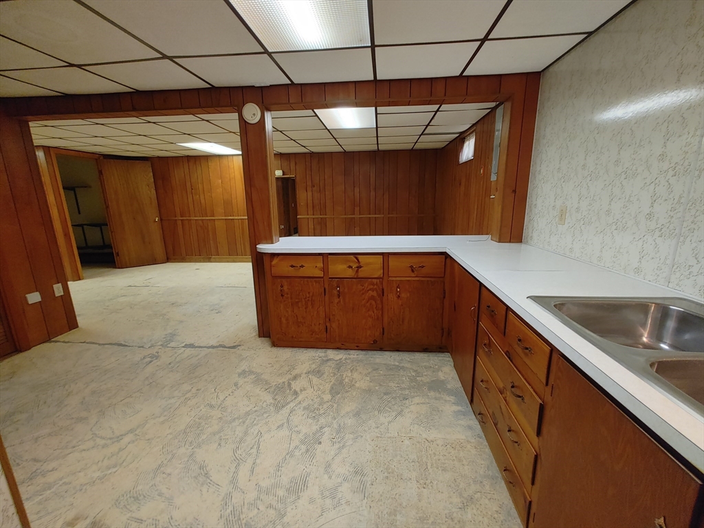 38 Greenwood Road Somerset, MA 02726 - Photo 23 of 40 Gallery Image 23