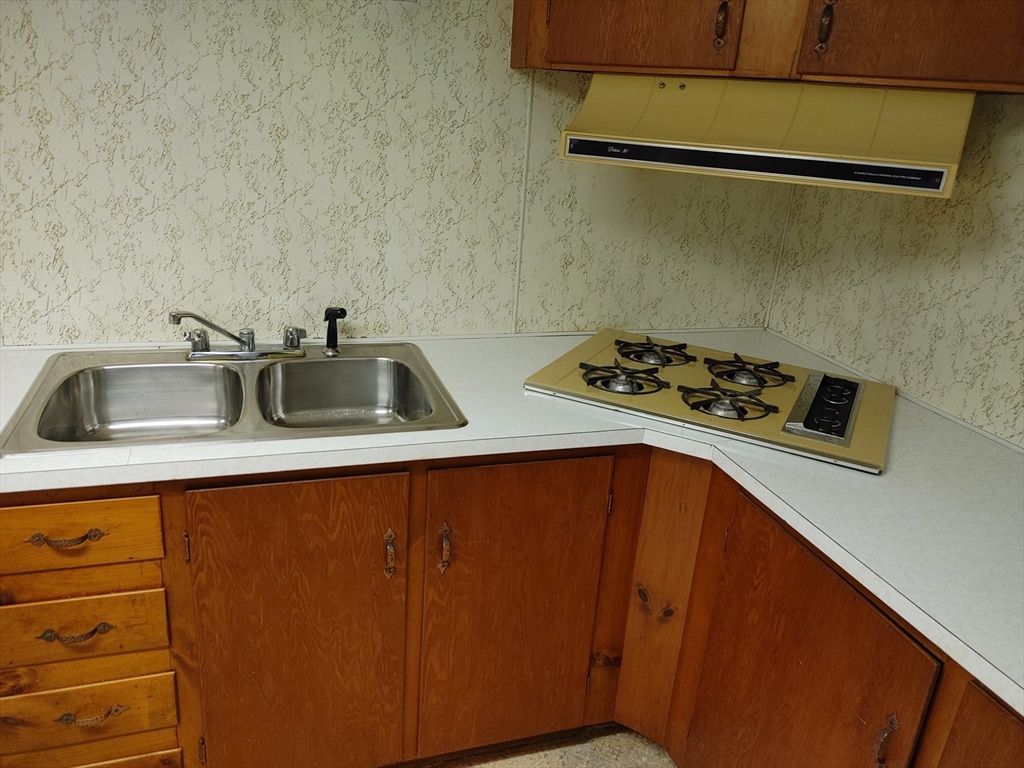 38 Greenwood Road Somerset, MA 02726 - Photo 26 of 40 Gallery Image 26