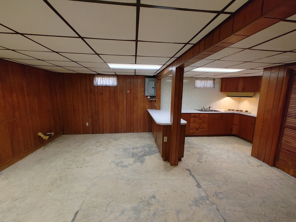 38 Greenwood Road Somerset, MA 02726 - Photo 31 of 40 Gallery Image 31