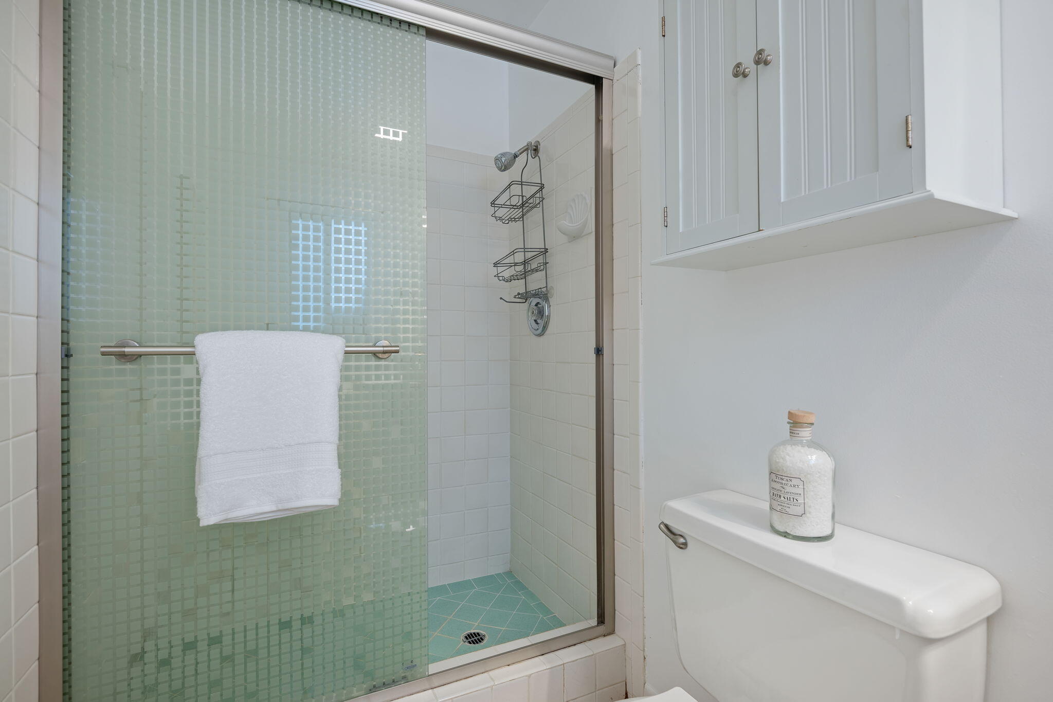 5 Fellowship Circle Santa Barbara, CA 93109 - Photo 20 of 32 a bathroom with a shower
