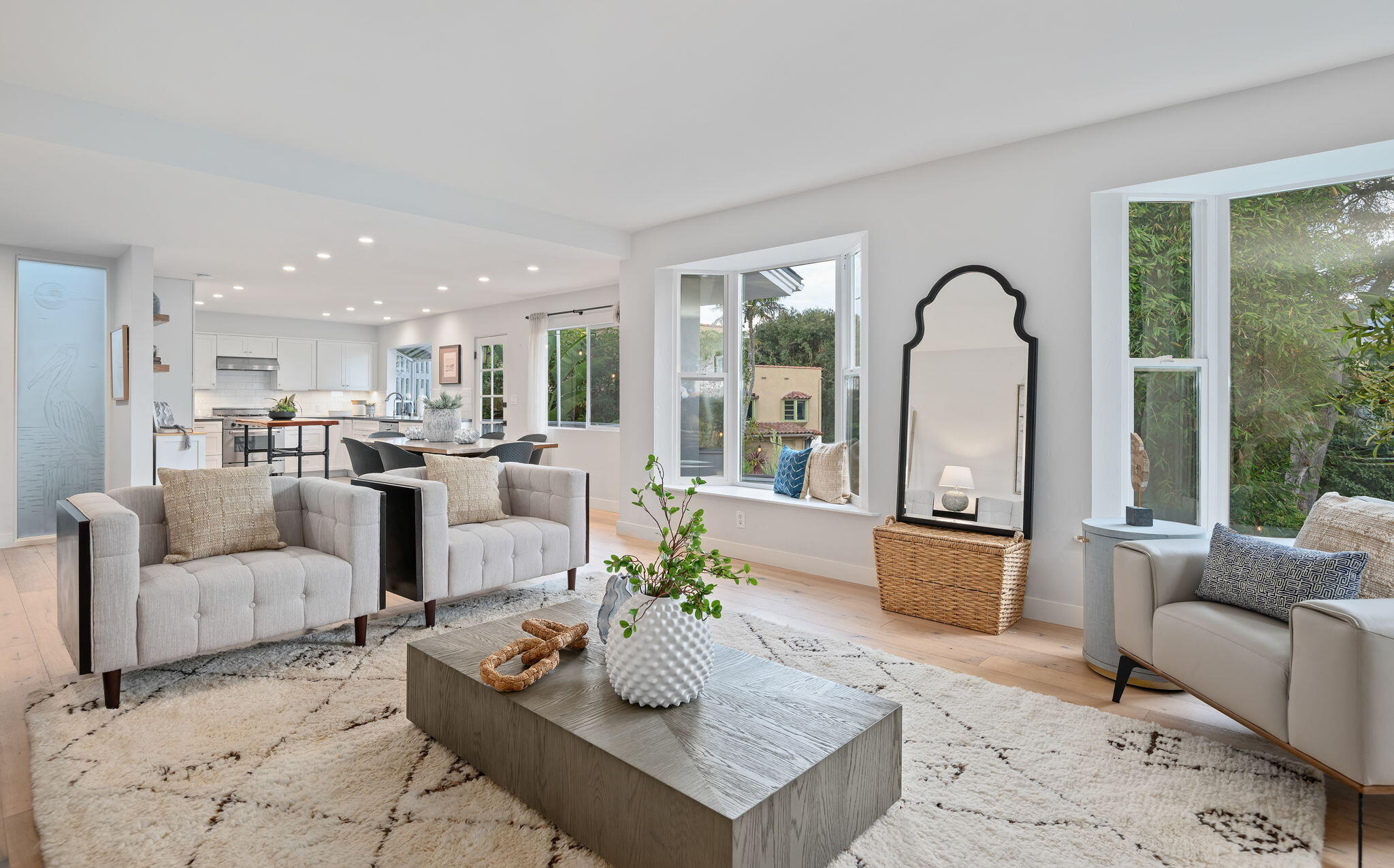 5 Fellowship Circle Santa Barbara, CA 93109 - Photo 4 of 32 a living room with furniture and a large window