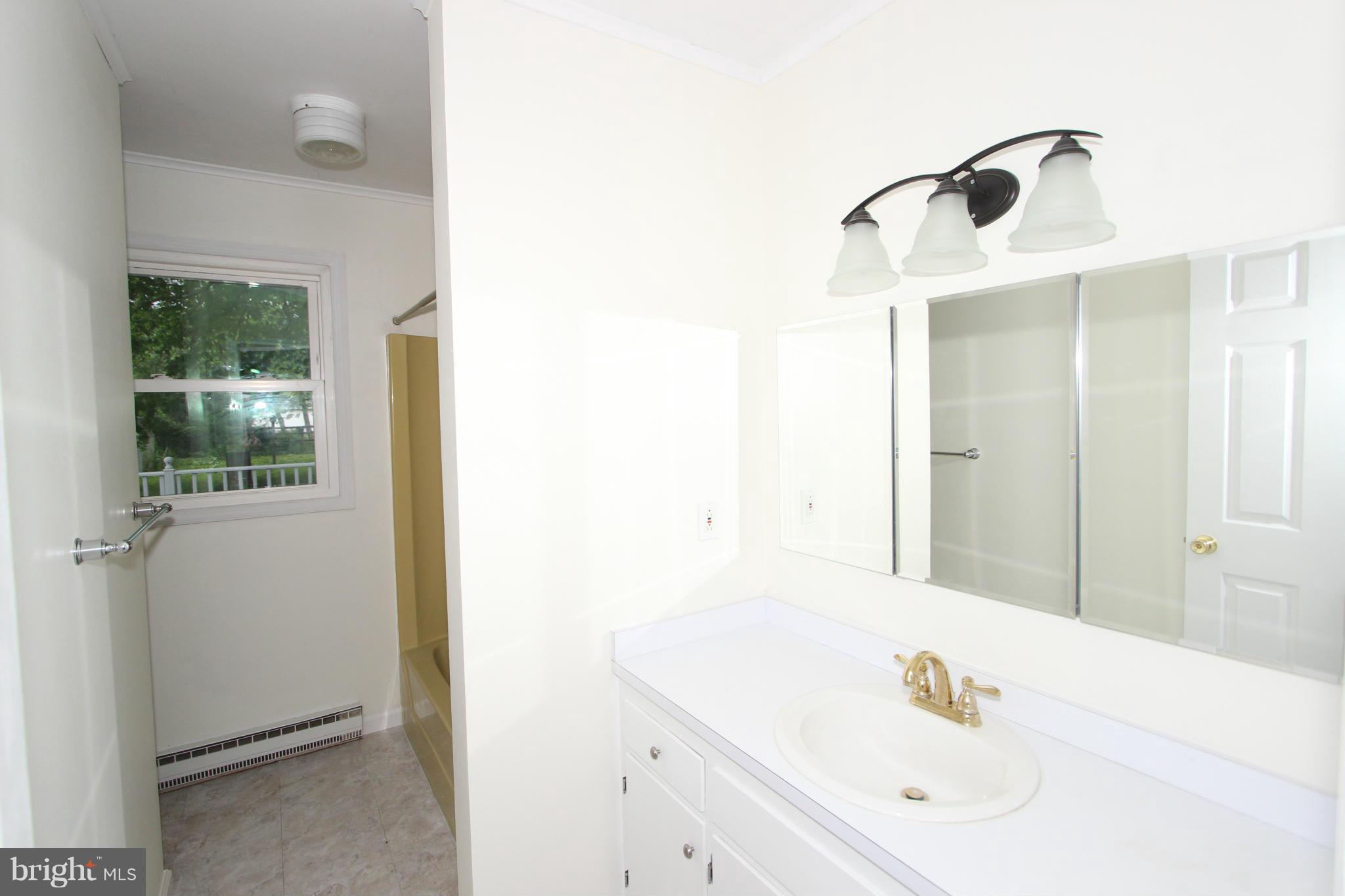 718 Romancoke Road Stevensville, MD 21666 - Photo 10 of 20 Bath