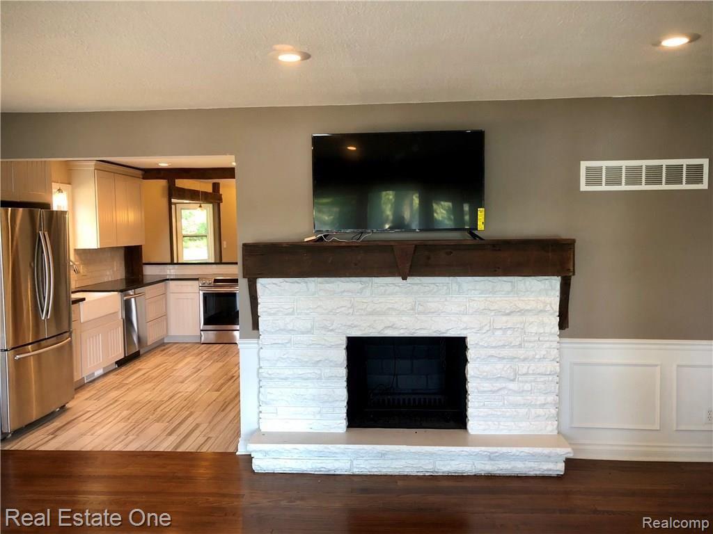 5222 Woodlane Road Clarkston, MI 48348 - Photo 18 of 50 BD099B36-5FD4-47C0-A699-7FEEA17832EE.jpeg