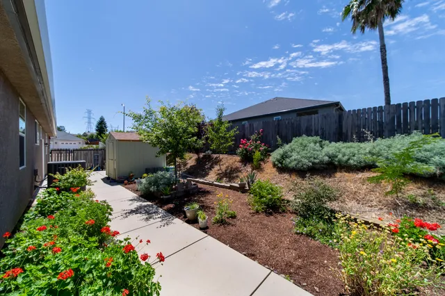 $575,000 | 4648 Kilkee Drive, Redding, CA 96001