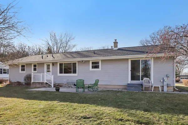 $450,000 | 1018 South Ferry Drive, Lake Mills, WI 53551