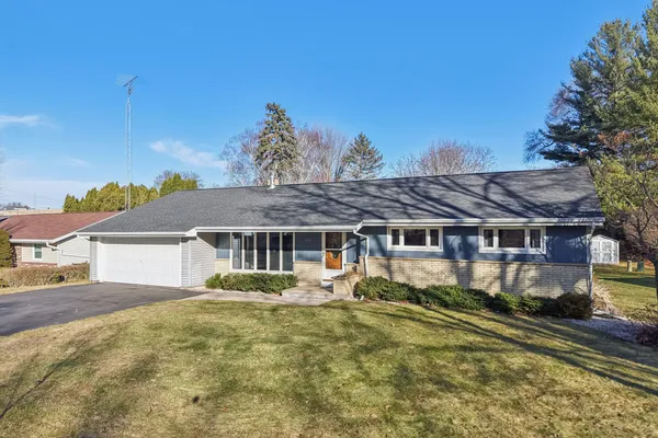 $450,000 | 1018 South Ferry Drive, Lake Mills, WI 53551