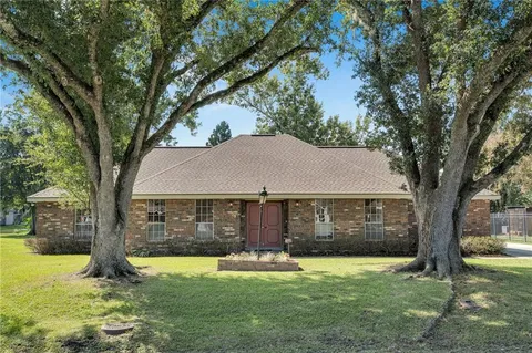 $315,000 | 25 Patricia Court, Luling, LA 70070