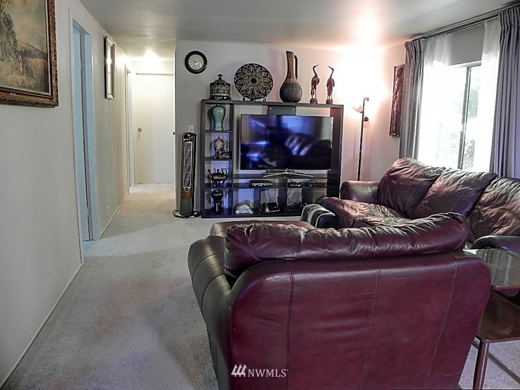 70 East Rustle Way Grapeview, WA 98546 - Photo 12 of 22