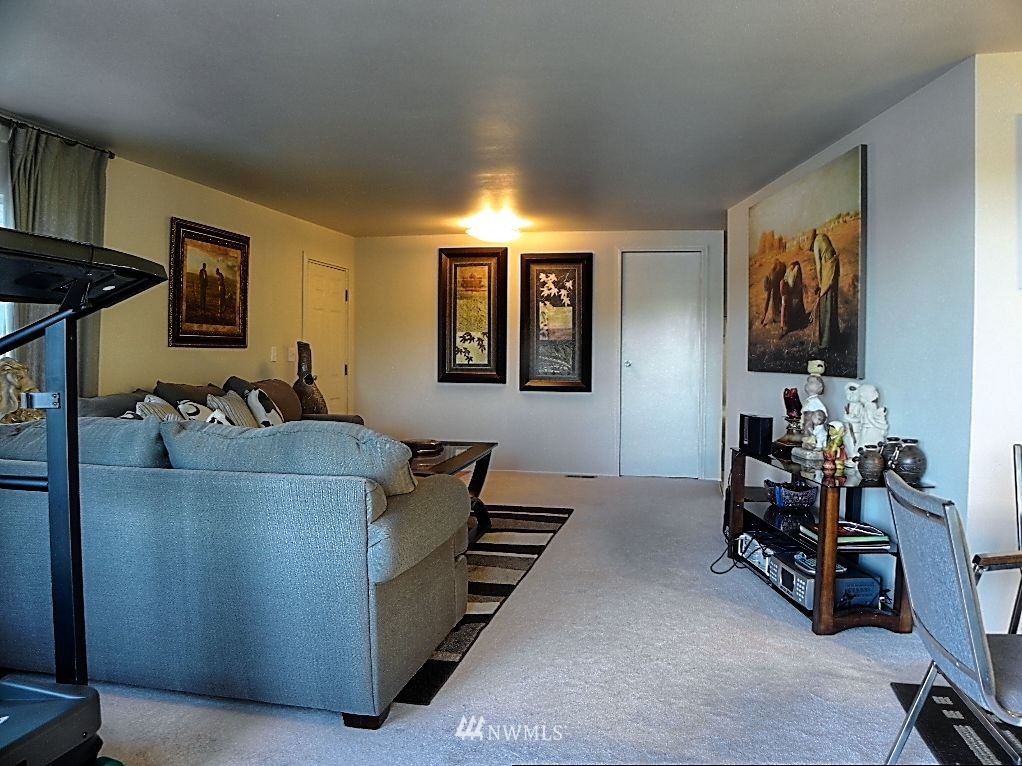 70 East Rustle Way Grapeview, WA 98546 - Photo 7 of 22