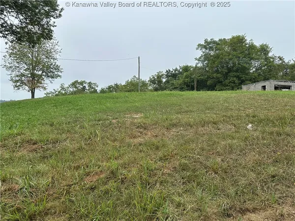 $119,000 | 105 Chase Ln Point, Point Pleasant, WV 25550