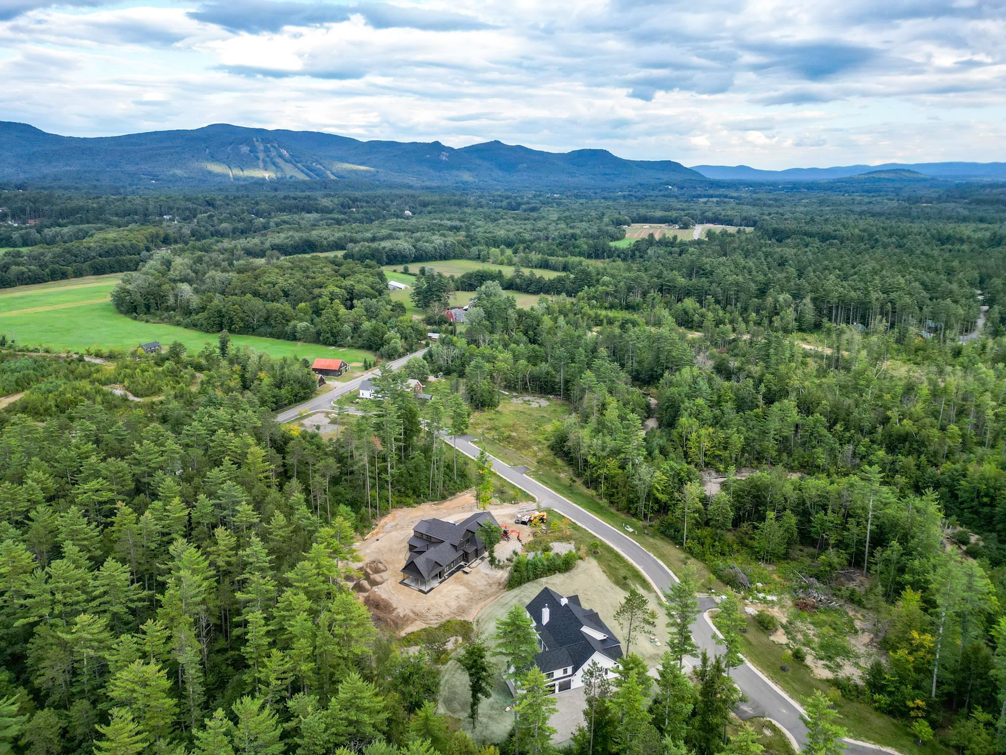 3 Lucy Brook Road North Conway, NH 03860 - Photo 11 of 12 Gallery Image 11