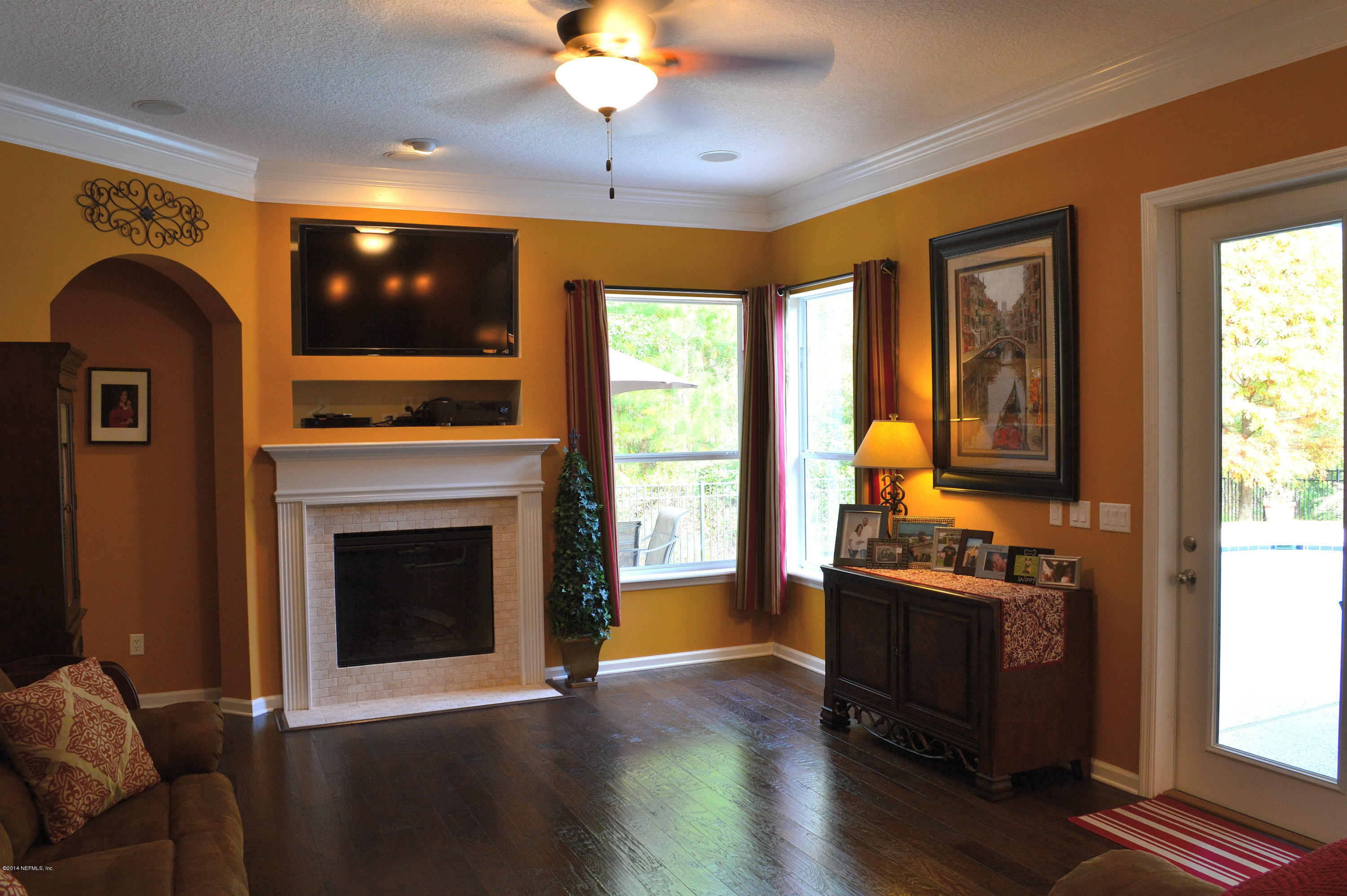 609 Rothmoor Lane St. Johns, FL 32259 - Photo 10 of 61 Generous Family Room