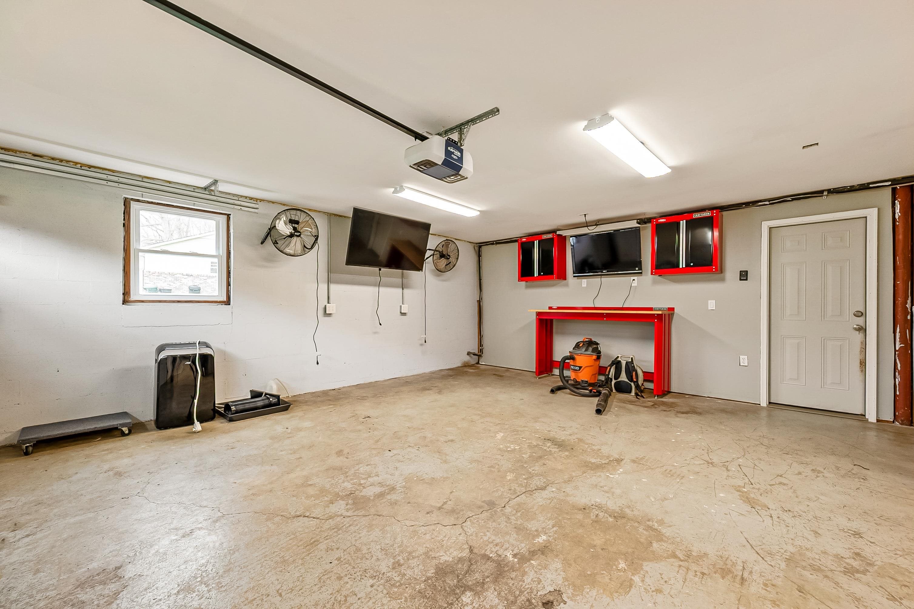 2669 Lowmans Ferry Road Pulaski, VA 24301 - Photo 45 of 54 Gallery Image 45