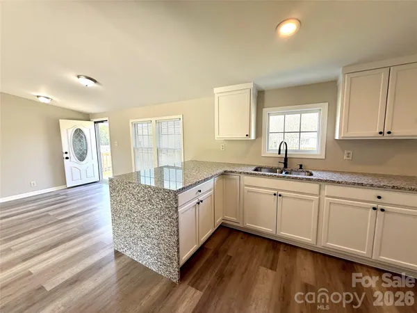 $179,000 | 5670 Quailwood Drive, Hickory, NC 28601