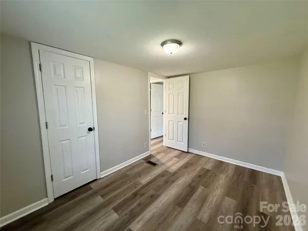 $179,000 | 5670 Quailwood Drive, Hickory, NC 28601