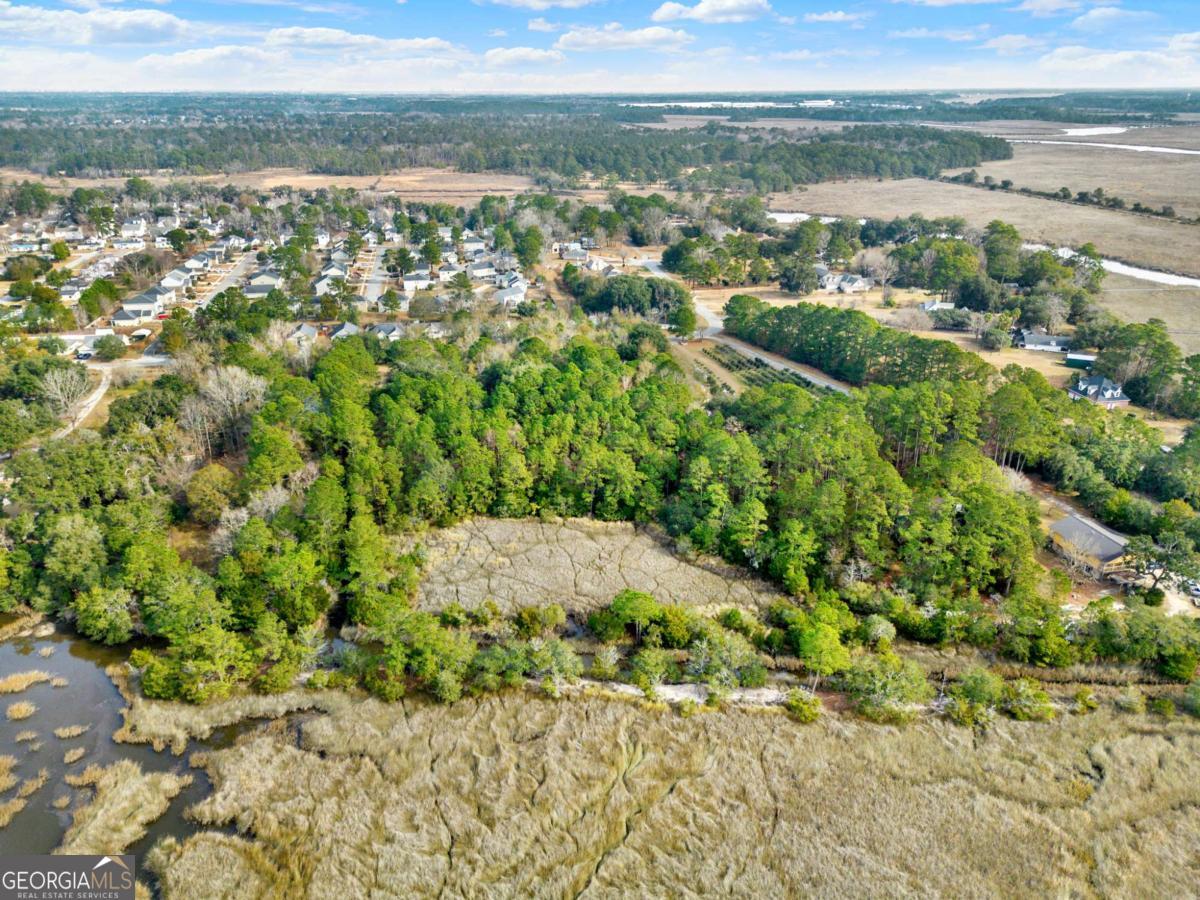 181-199 Burton Road Savannah, GA 31405 - Photo 6 of 34 a view of city and ocean