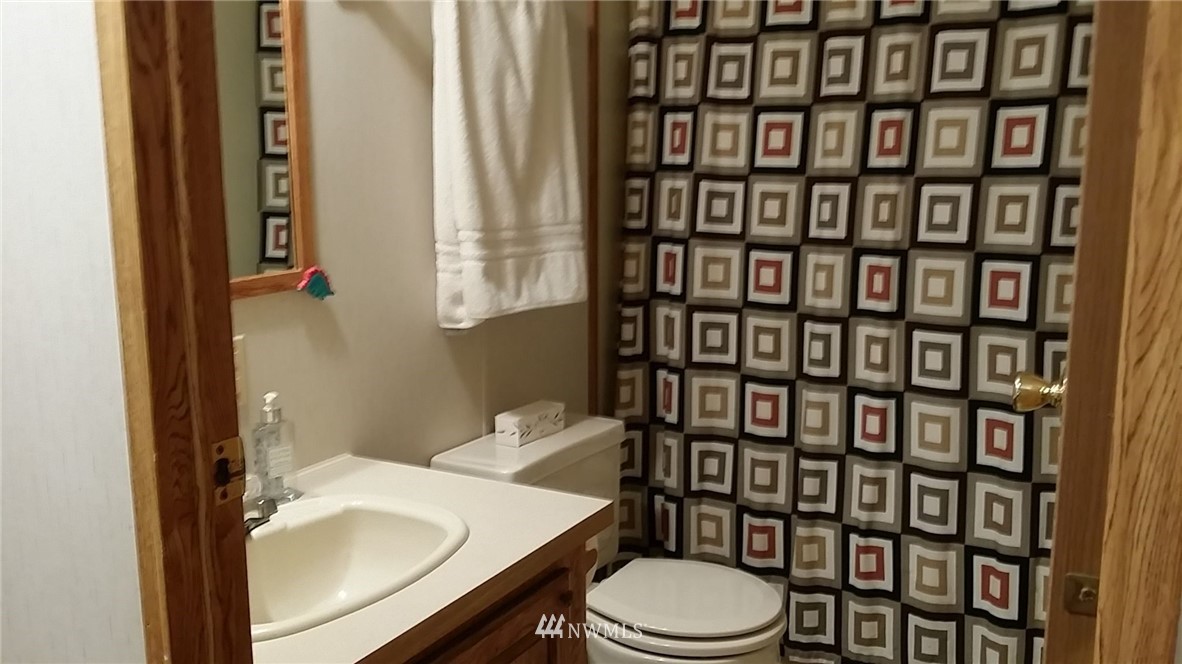 18025 Welcome Road Glacier, WA 98244 - Photo 13 of 25 Gallery Image 13