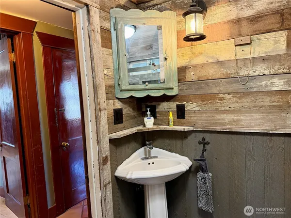 $350,000 | 215 Northwest Cole Avenue, Wilbur, WA 99185
