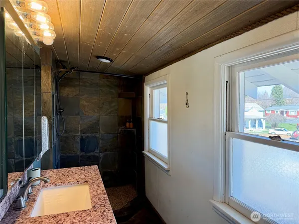 $350,000 | 215 Northwest Cole Avenue, Wilbur, WA 99185