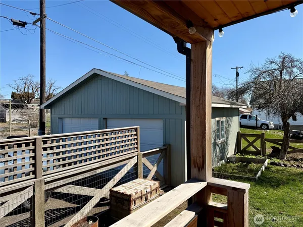 $350,000 | 215 Northwest Cole Avenue, Wilbur, WA 99185