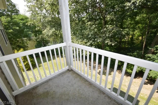 $1,875 | 21 Jenny Lind Street, Unit 20, Netcong, NJ 07857