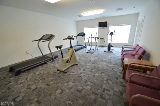 $1,875 | 21 Jenny Lind Street, Unit 20, Netcong, NJ 07857