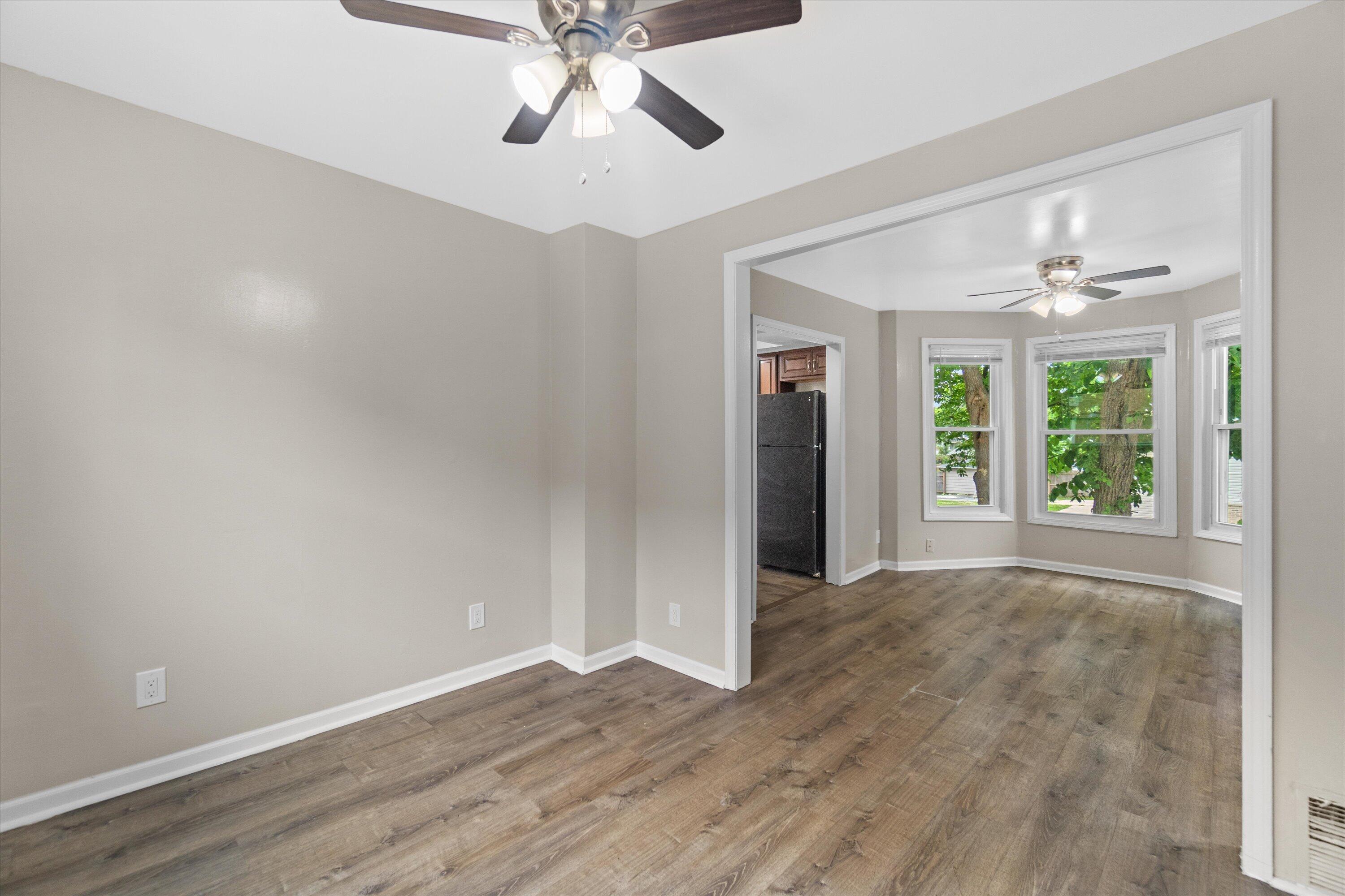 5676 North 43rd Street Milwaukee, WI 53209 - Photo 8 of 26 15-DSC06417