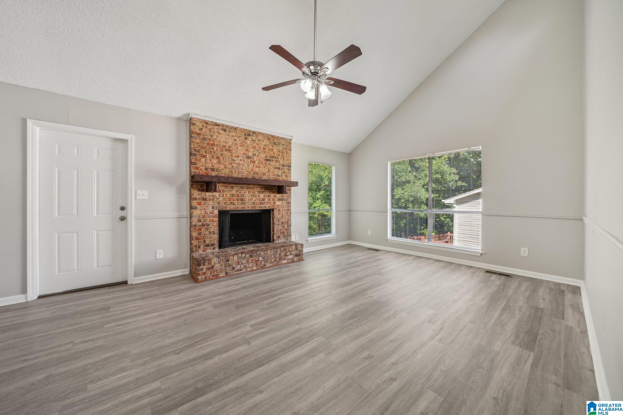 1056 Cardinal Circle Bessemer, AL 35023 - Photo 7 of 36
