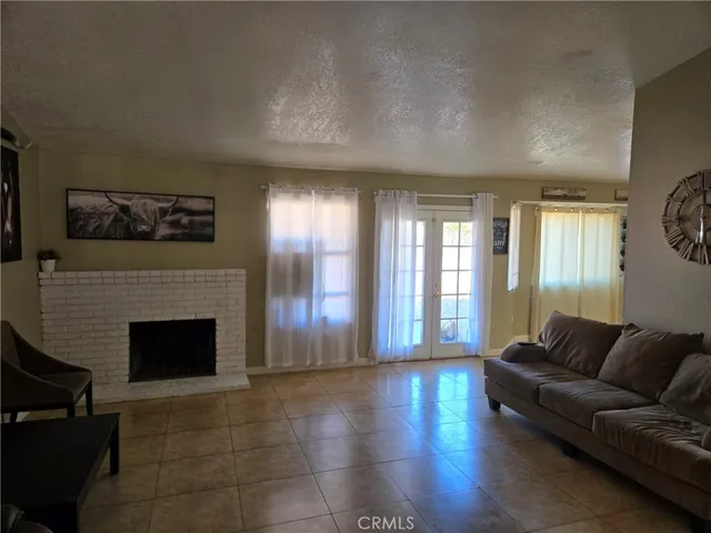 $459,000 | 11558 Hemlock Avenue, Hesperia, CA 92345