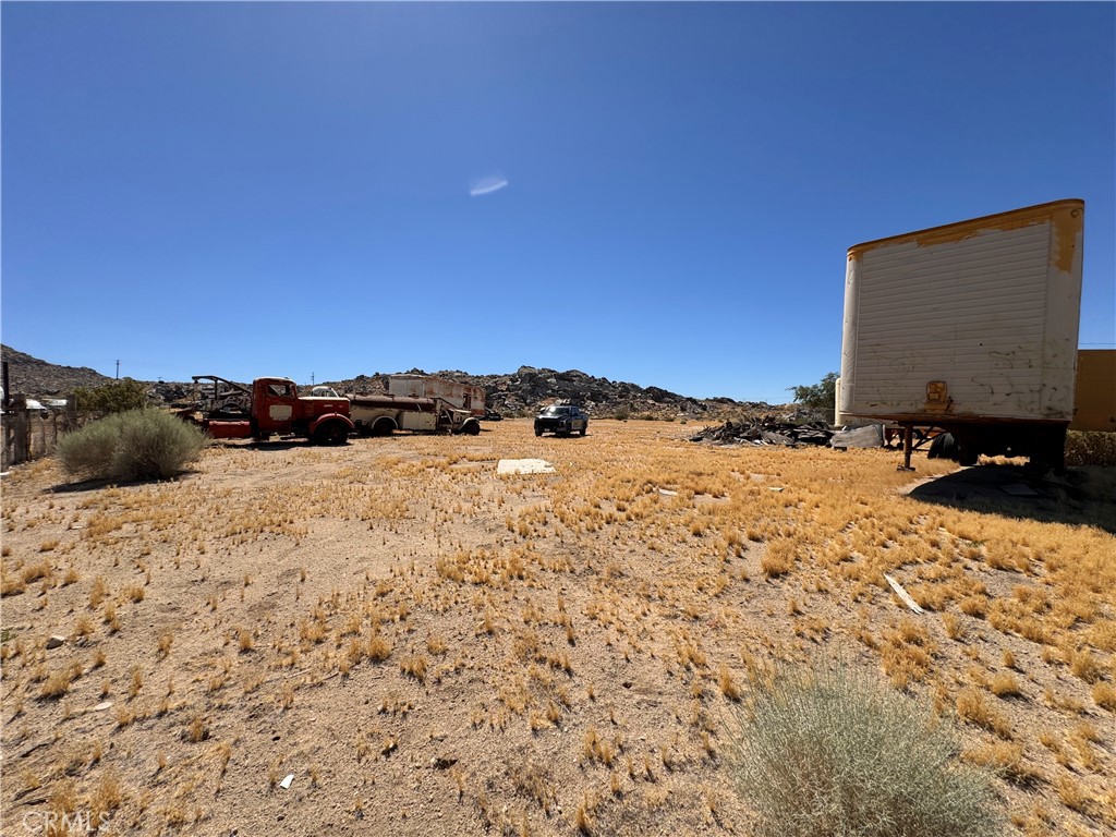 469 211250000th Oro Grande, CA 92368 - Photo 12 of 15 a view of mountain view and covered with snow