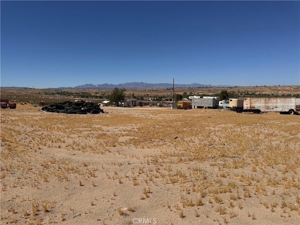 469 211250000th Oro Grande, CA 92368 - Photo 7 of 15