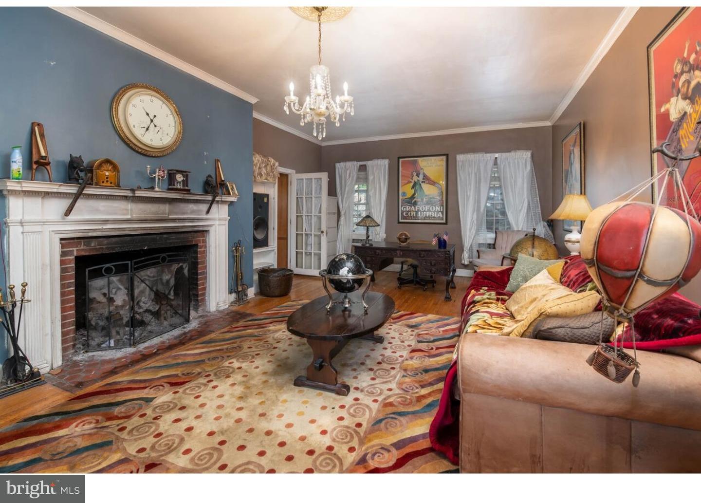 1807 Holly Road Reading, PA 19602 - Photo 3 of 25
